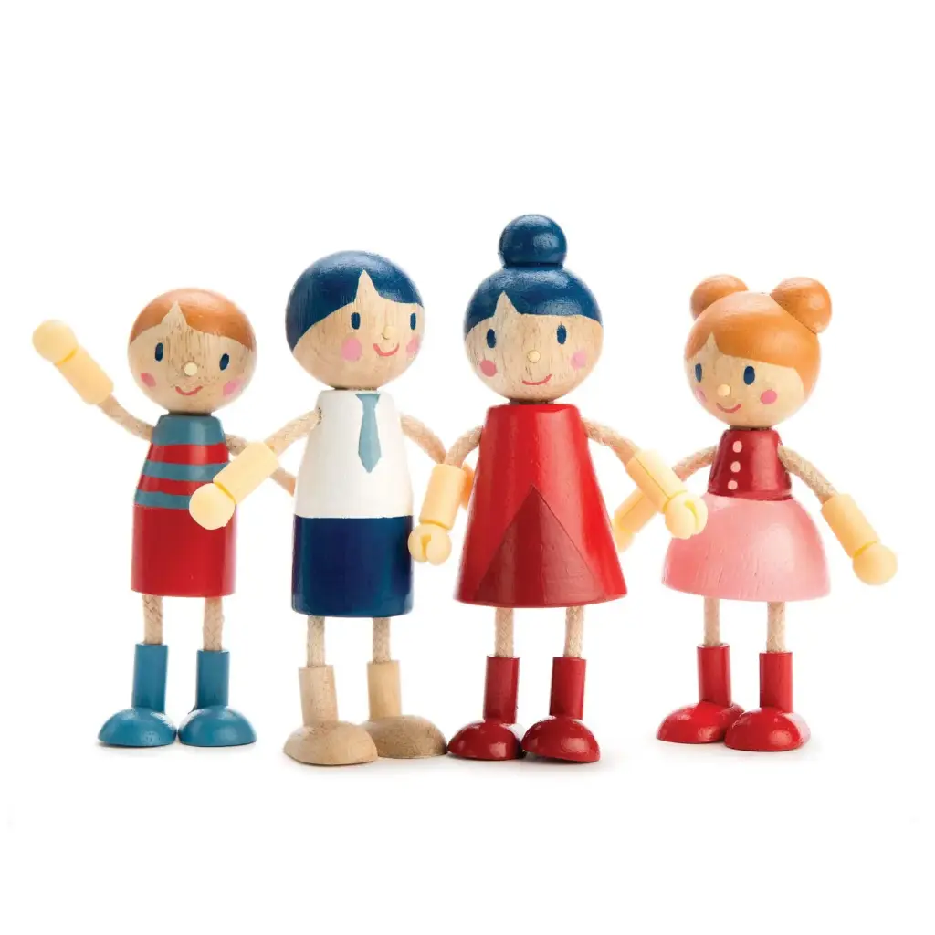 Wooden Family Dolls Set